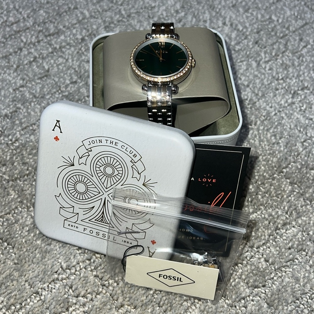 New fossil watch